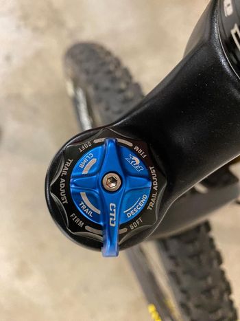 Used Santa Cruz Santa Cruz 5010 Carbon CC 2017 Mountainbike — image 5 of 6