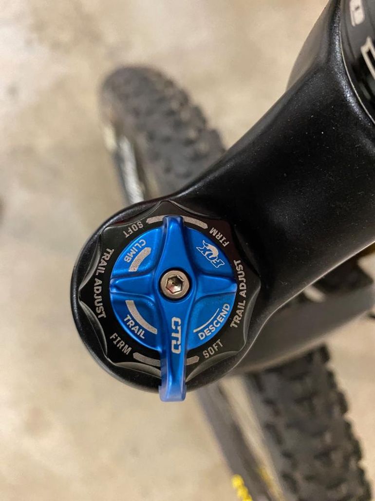Used Santa Cruz Santa Cruz 5010 Carbon CC 2017 Mountainbike — image 5 of 6