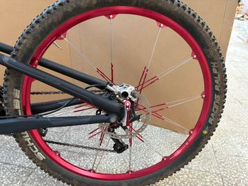 Used Rocky Mountain Élément 70 2012 Mountainbike, Black — image 5 of 6