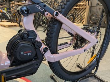 Used Moustache Game 150.7 750Wh 2025 Mountainbike, Viola — image 4 of 5