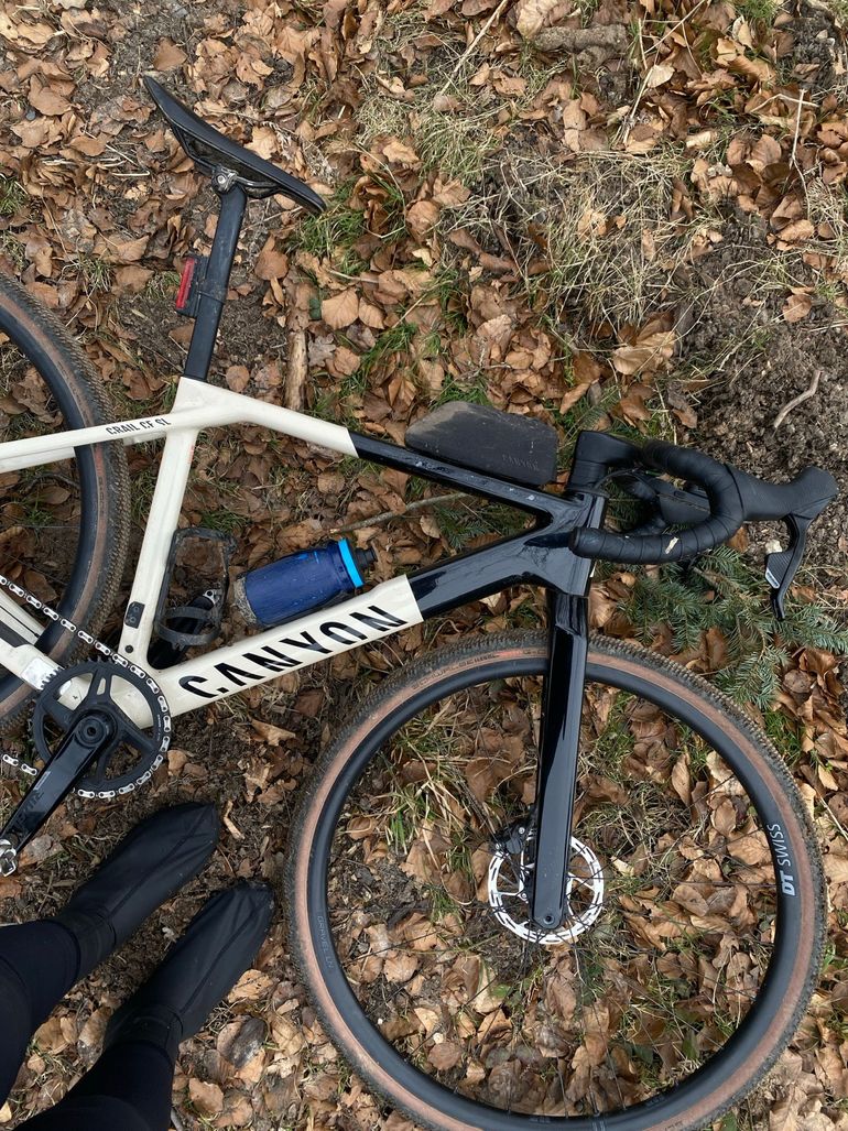 Used Canyon Grail CF SL 7 AXS 2024 2024 Road & Gravel, Schwarz — image 2 of 27