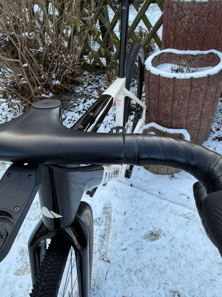 Used Canyon Grail CF SL 7 AXS 2024 2024 Road & Gravel, Schwarz — image 23 of 27