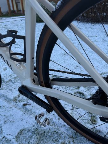 Used Canyon Grail CF SL 7 AXS 2024 2024 Road & Gravel, Schwarz — image 15 of 27