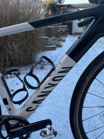 Used Canyon Grail CF SL 7 AXS 2024 2024 Road & Gravel, Schwarz — image 9 of 27
