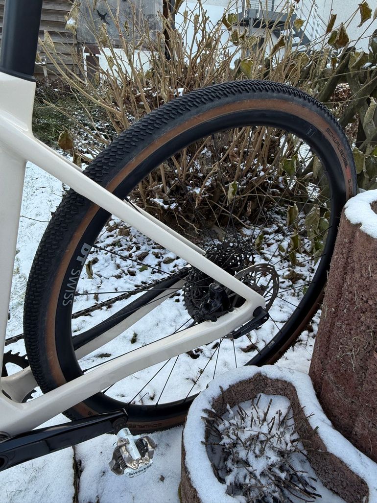 Used Canyon Grail CF SL 7 AXS 2024 2024 Road & Gravel, Schwarz — image 20 of 27
