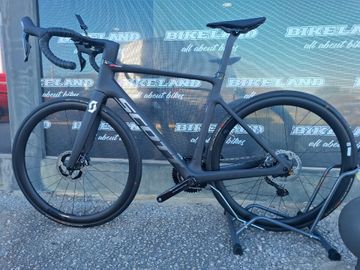 Used Scott Addict eRIDE Ultimate 2023 2023 Road & Gravel, Black — image 2 of 4