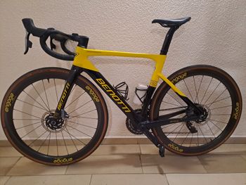 Used Benotti Fuoco Aero Disk 2023 Corsa & gravel