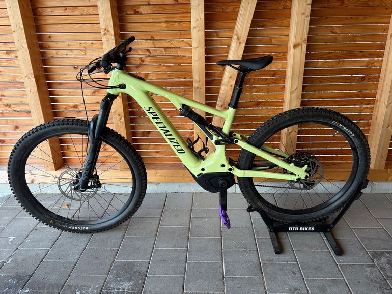 Used Specialized Turbo Levo 3 Alloy 2023 2023 Mountainbike — image 2 of 7
