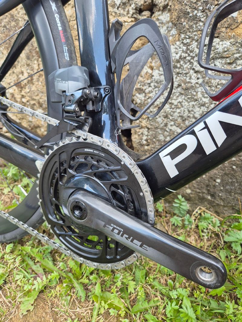 Używany Pinarello F7 SRAM FORCE AXS 2023 2023 Road & Gravel — zdjęcie 4 z 4