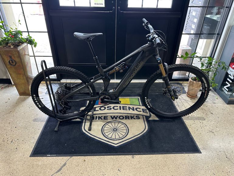 Used Cannondale SL 1 2024 Road & Gravel, Light Gray — image 2 of 5