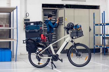 Used BH Bikes ROVER V6 CARGO 2025 Urban, White — image 2 of 3