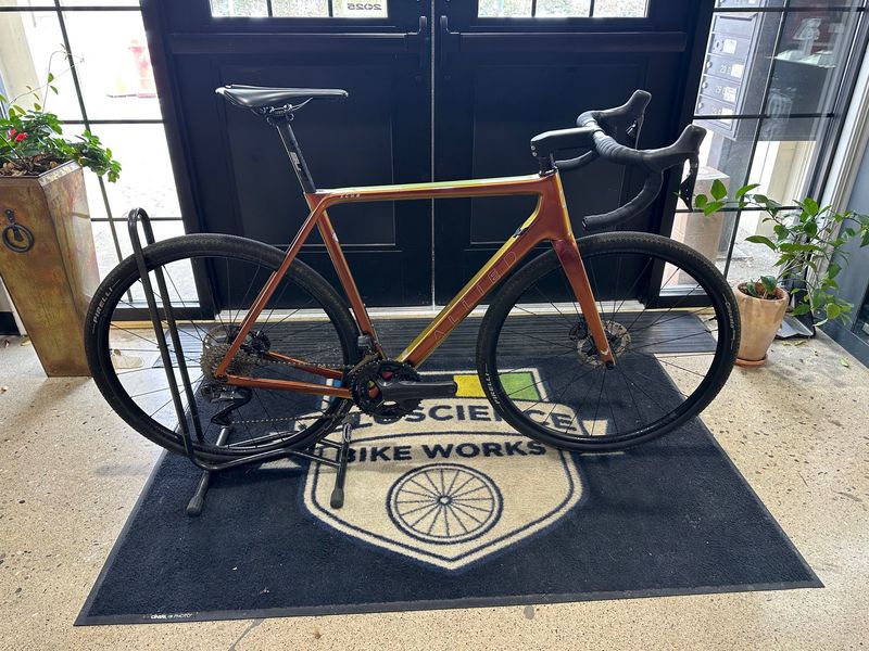 Used Allied ECHO Shimano Ultegra R8100 Di2 2023 2023 Road & Gravel