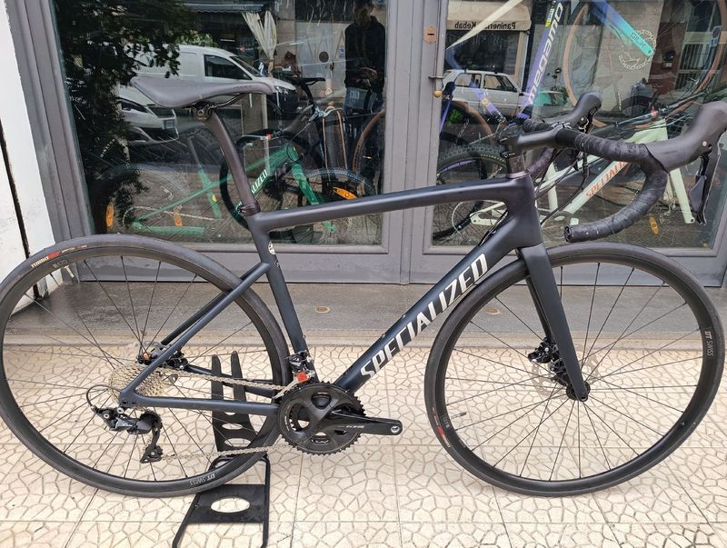 Tweedehands Specialized Tarmac SL6 Sport 2023 2023 Road & Gravel