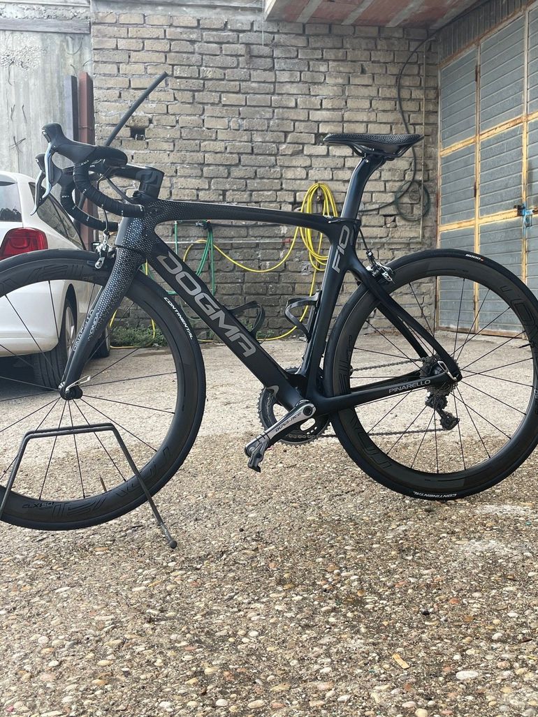 Used Pinarello DOGMA F10 2019 Road & Gravel, Black — image 4 of 7
