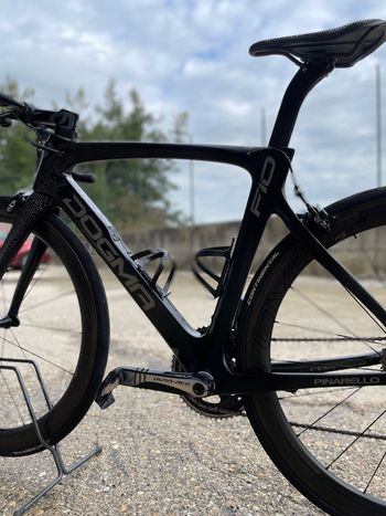 Used Pinarello DOGMA F10 2019 Road & Gravel, Black — image 5 of 7