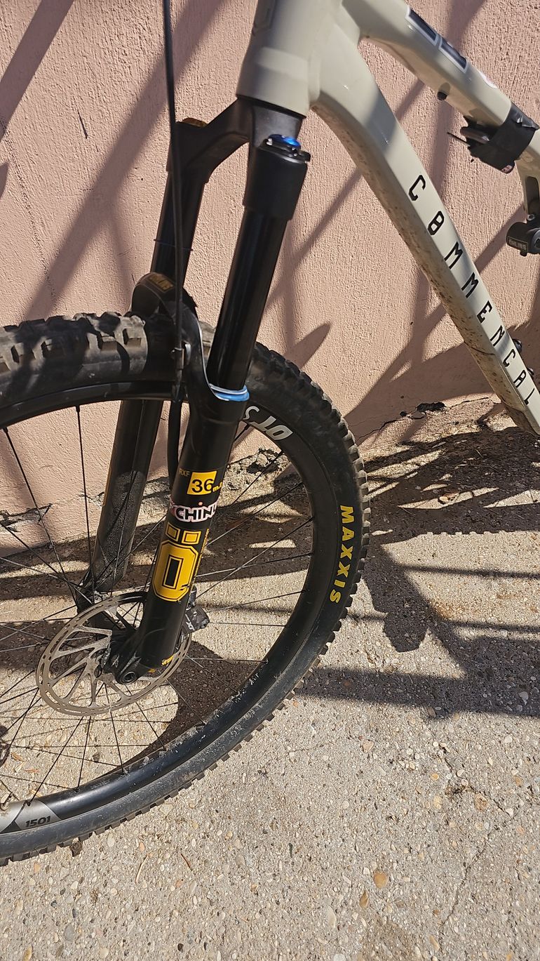 Used Commencal T.E.M.P.O SRAM GX Eagle AXS 2023 Mountainbike — image 4 of 5