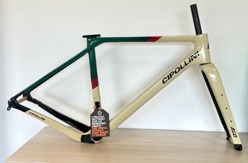 Brugt Cipollini Cadre AGO Frameset 2026 Road & Gravel