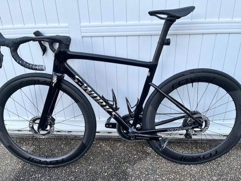 Used Specialized S-Works Tarmac SL8 - Shimano Dura-Ace Di2 2024 2024 Road & Gravel, Black — image 2 of 12