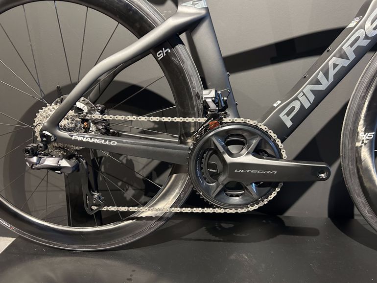 Used Pinarello Pinarello DOGMA F 24 2024 Road & Gravel, White — image 2 of 3