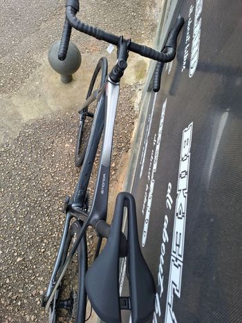 Trek Émonda SL 6 Disc Pro 2022 2022 Road & Gravel de segunda mano, Gris claro — imagen 5 de 5