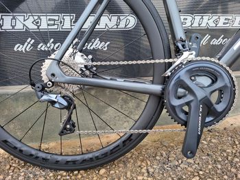 Trek Émonda SL 6 Disc Pro 2022 2022 Road & Gravel de segunda mano, Gris claro — imagen 3 de 5