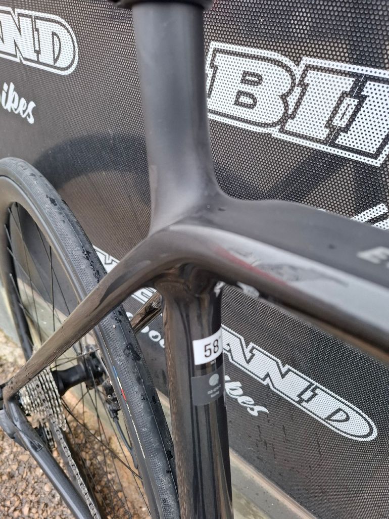 Used Trek Émonda SL 6 Pro Di2 2023 2023 Road & Gravel, Black — image 4 of 4