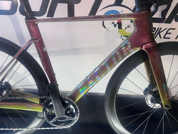 Used Factor OSTRO 2.0 SCARAB LIMITED EDITION (frame&handlebar) Frameset 2025 Road & Gravel
