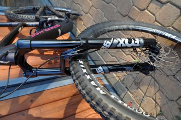 Used Specialized Enduro Expert 2022 2022 Mountainbike, Black, 29 — image 2 of 6