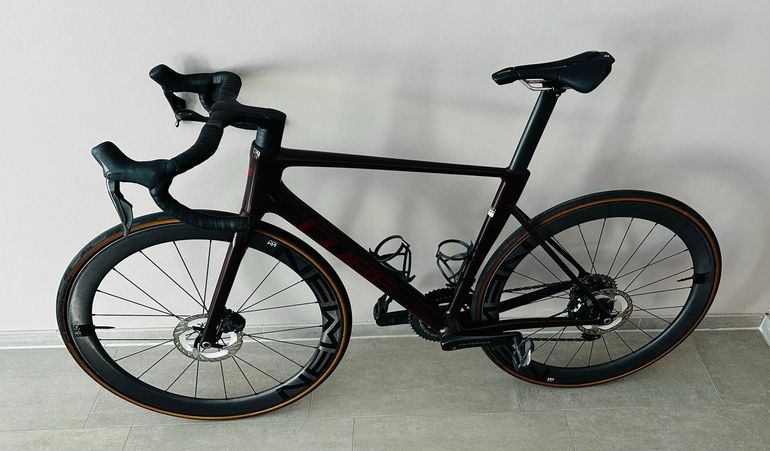 Used CUBE LITENING AIR C:68X RACE 2024 2024 Road & Gravel, Rot — image 1 of 8