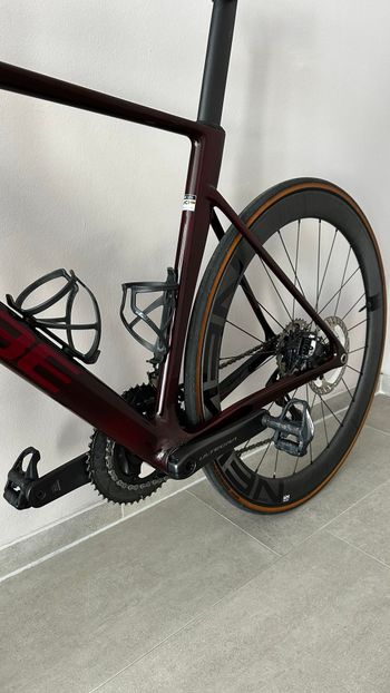 Used CUBE LITENING AIR C:68X RACE 2024 2024 Road & Gravel, Rot — image 4 of 8