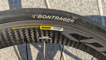 Gebrauchtes Trek Domane SLR 7 2021 2021 Road & Gravel, Weiß — Bild 13 von 19