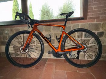 Used KTM REVELATOR 2025 Road & Gravel, Orange — image 2 of 9