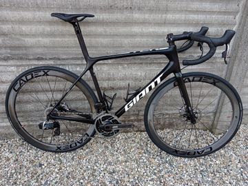 Použité Giant TCR Advanced SL Disc 0 RED 2022 2022 Road & Gravel