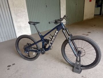 Trek Slash SRAM GX 2023 Mountainbike usato, Blu — immagine 7 di 10