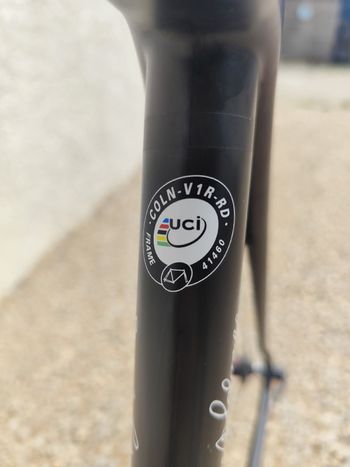 Used Colnago V1-R 2015 Road & Gravel, Black — image 9 of 32