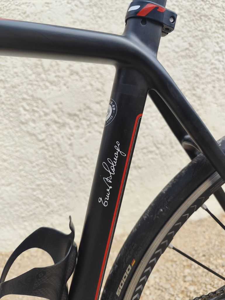 Used Colnago V1-R 2015 Road & Gravel, Black — image 32 of 32