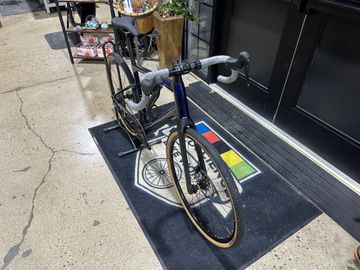 Used BMC Urs Shimano GRX 2022 Road & Gravel, Blue — image 2 of 4