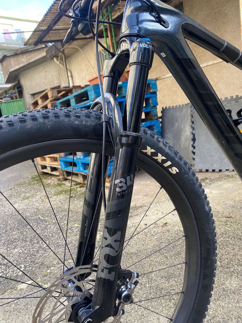 Używany Giant Anthem SRAM GX Eagle AXS 2023 Mountainbike — zdjęcie 7 z 8