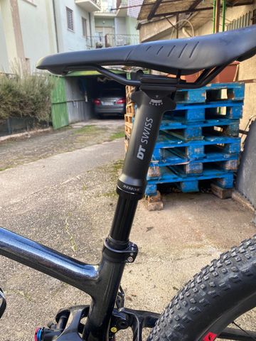 Używany Giant Anthem SRAM GX Eagle AXS 2023 Mountainbike — zdjęcie 4 z 8