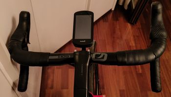 Used Specialized Tarmac Shimano Ultegra Di2 2022 Road & Gravel — image 5 of 12