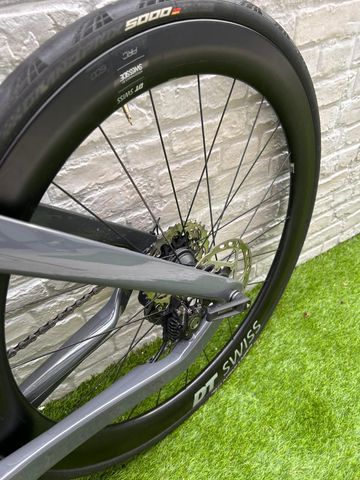 Used Canyon Speedmax Shimano 105 Di2 2025 Road & Gravel, Light Gray — image 7 of 18