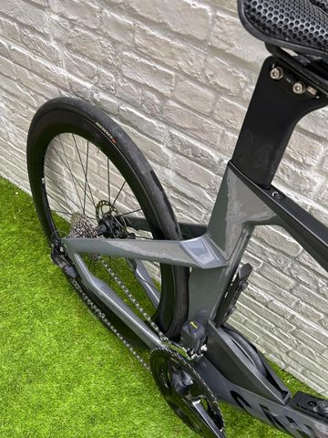 Used Canyon Speedmax Shimano 105 Di2 2025 Road & Gravel, Light Gray — image 11 of 18