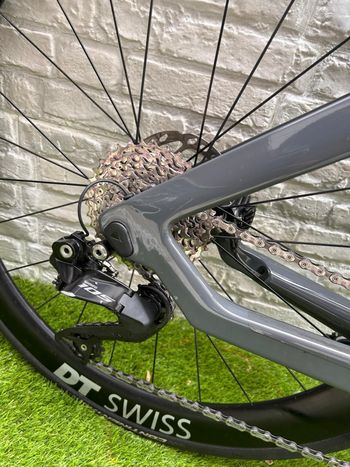 Used Canyon Speedmax Shimano 105 Di2 2025 Road & Gravel, Light Gray — image 13 of 18