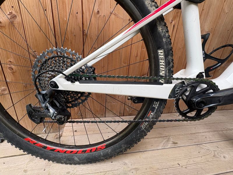 Gebrauchtes Canyon Lux CF 8 2021 2021 Mountainbike, Weiß, 29 — Bild 2 von 9