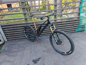 Brugt UNNO BURN Race S3 2023 2023 Mountainbike — billede 1 af 59