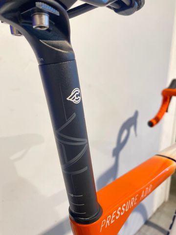 Brugt Cinelli Pressure 105 Di2 2023 2023 Road & Gravel — billede 8 af 10