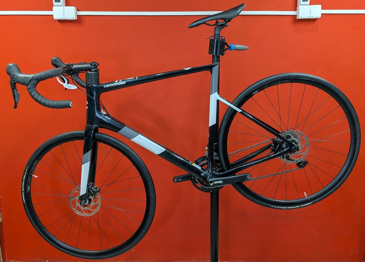 ⭐︎配送料込み⭐︎2022 cannondale super six evo 105 Cannondale SuperSix EVO Carbon Disc 105 2022 2022