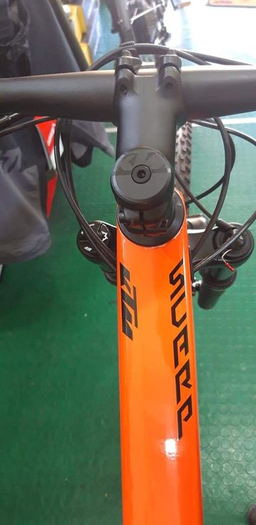 Gebrauchtes KTM Scarp Shimano XTR 2020 Mountainbike, Orange — Bild 4 von 5