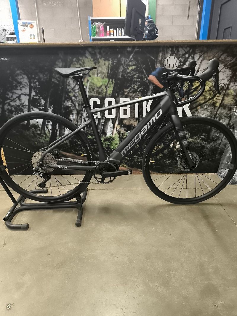 Used Megamo Drive 2025 Road & Gravel, Black — image 1 of 3