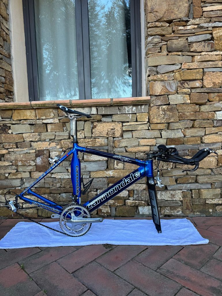 Used Cannondale Six13 2003 Road & Gravel, Blue — image 1 of 10